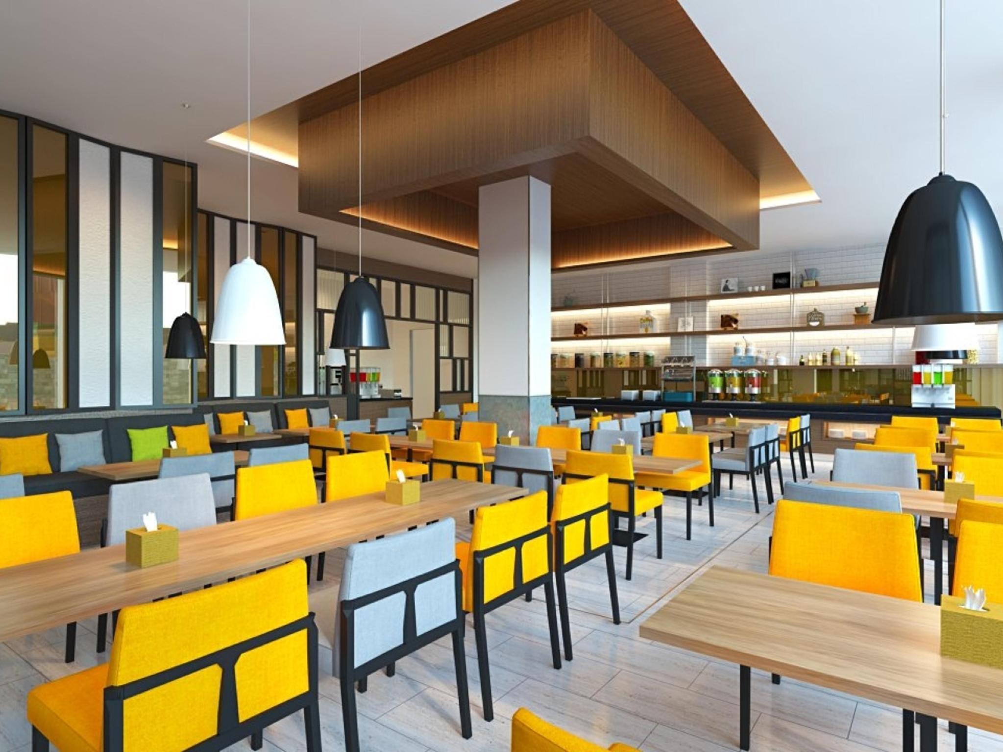 Holiday Inn Express Jakarta Matraman By Ihg Exteriör bild