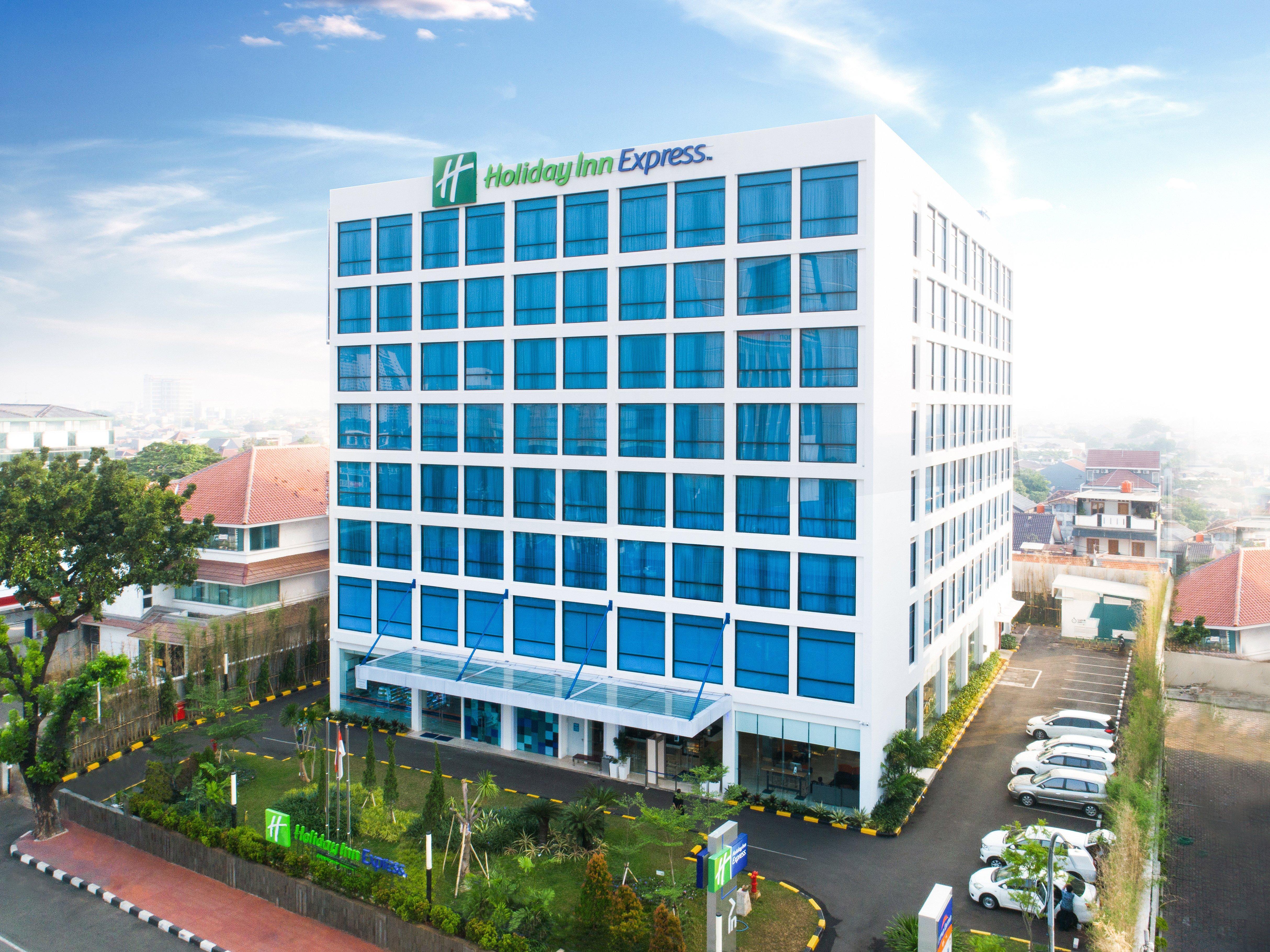 Holiday Inn Express Jakarta Matraman By Ihg Exteriör bild